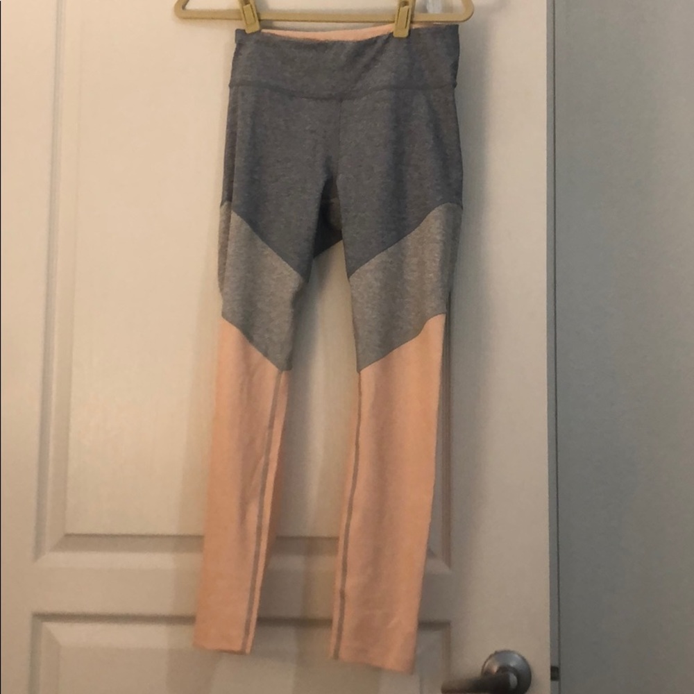 outdoor voices 7/8 leggings NWT